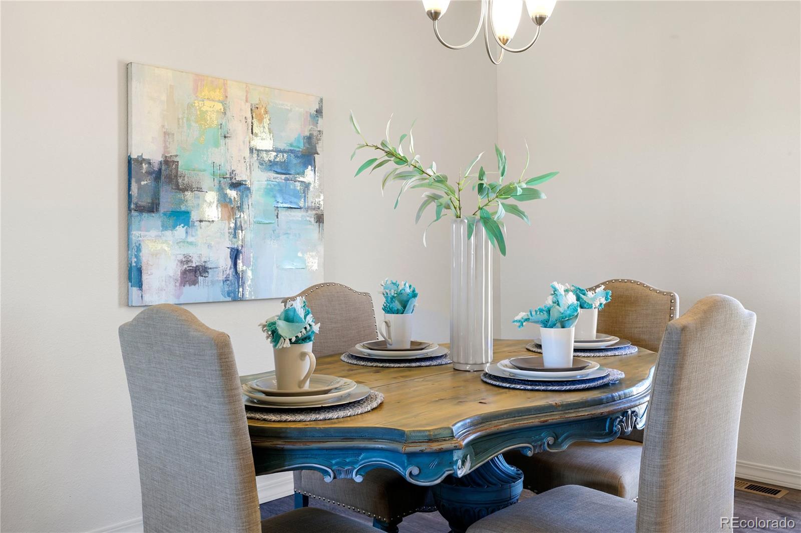 1442 N GANTTS FORT Avenue