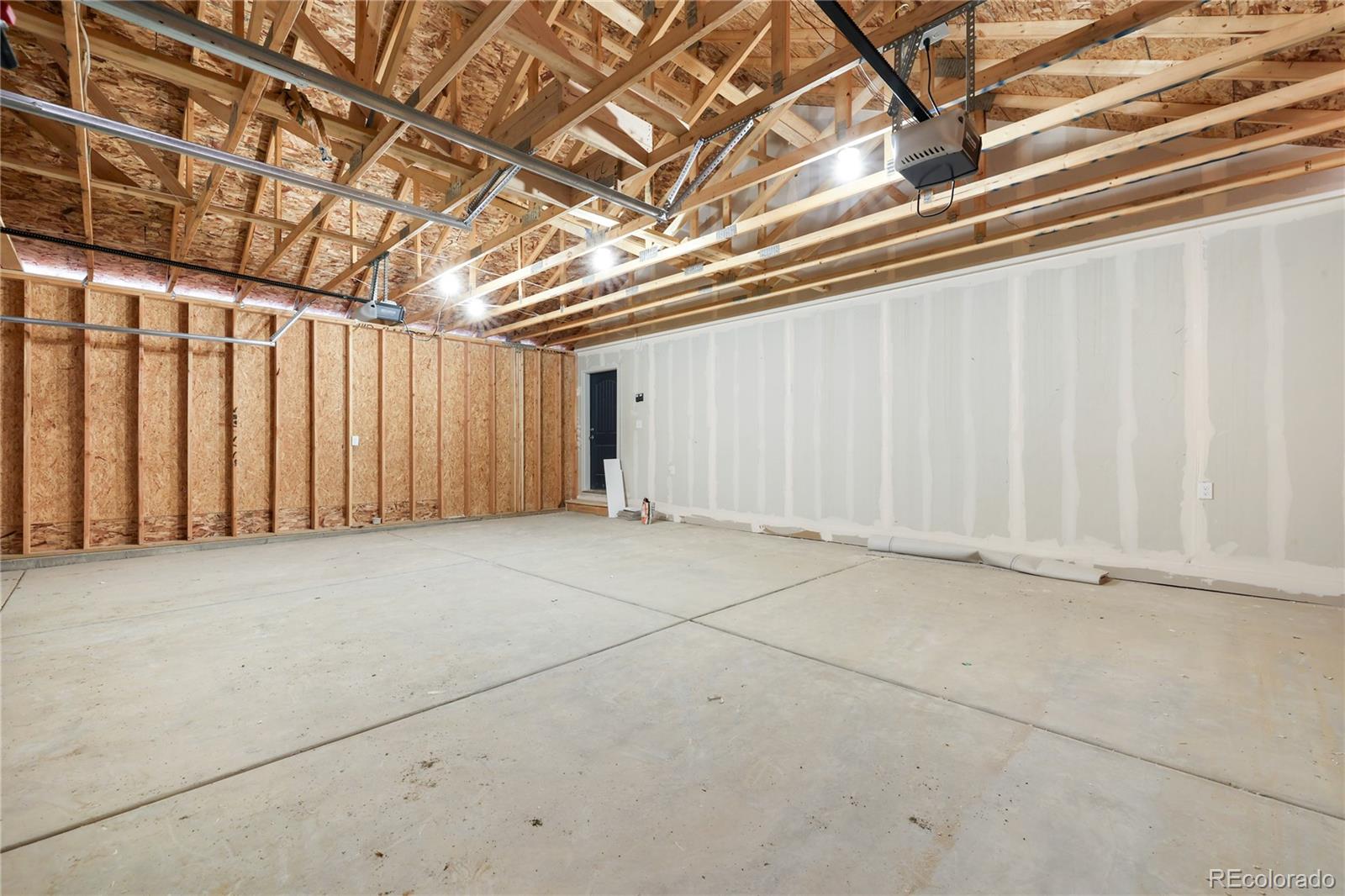 1442 N GANTTS FORT Avenue