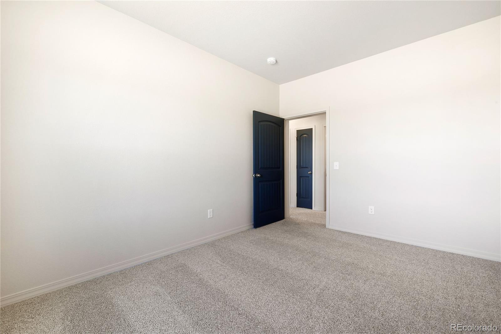 1442 N GANTTS FORT Avenue