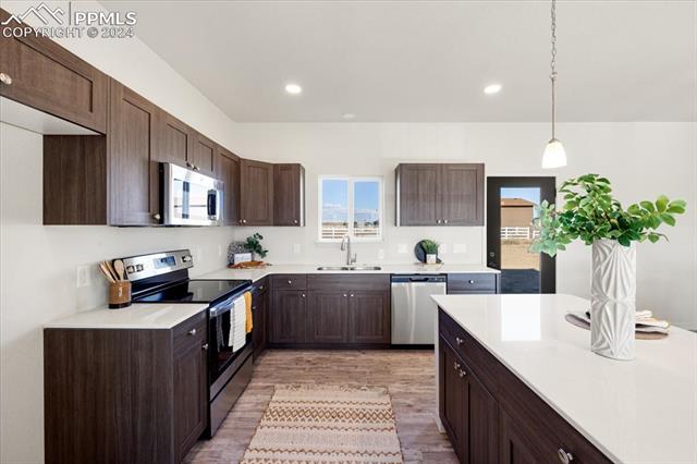 6986 MARSHBERN Court