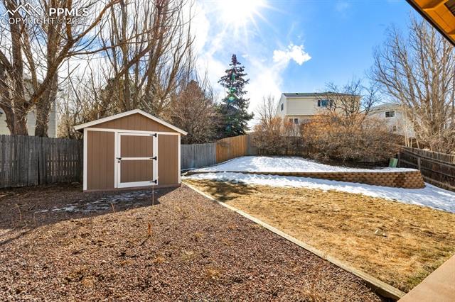 6925 Quicksilver Drive