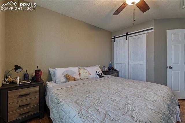 6925 Quicksilver Drive