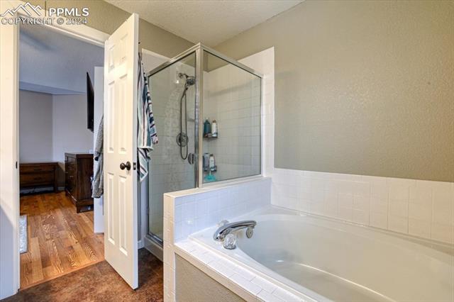 6925 Quicksilver Drive