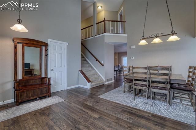 6925 Quicksilver Drive