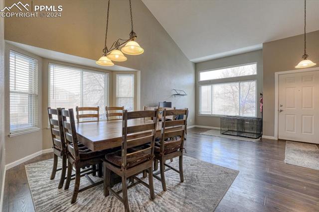 6925 Quicksilver Drive