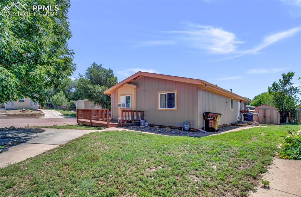 957 Desert Circle