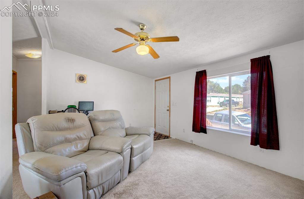 957 Desert Circle