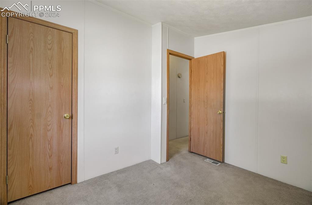 957 Desert Circle