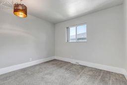 1225 S Oneida Avenue 239