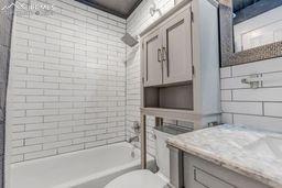 1225 S Oneida Avenue 239