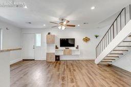 1225 S Oneida Avenue 239