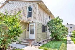 1225 S Oneida Avenue 239