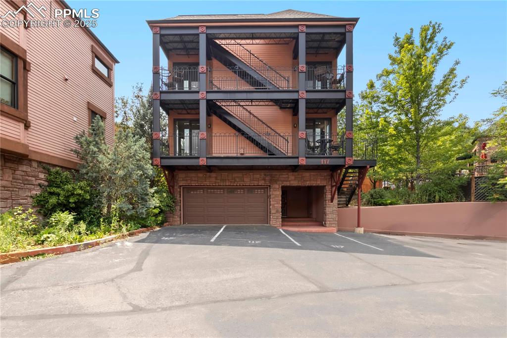 117 Canon Avenue