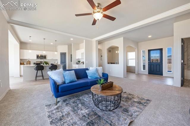 1686 N BILLY THE KID Lane