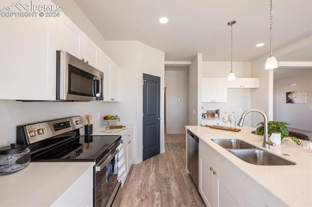 1686 N BILLY THE KID Lane