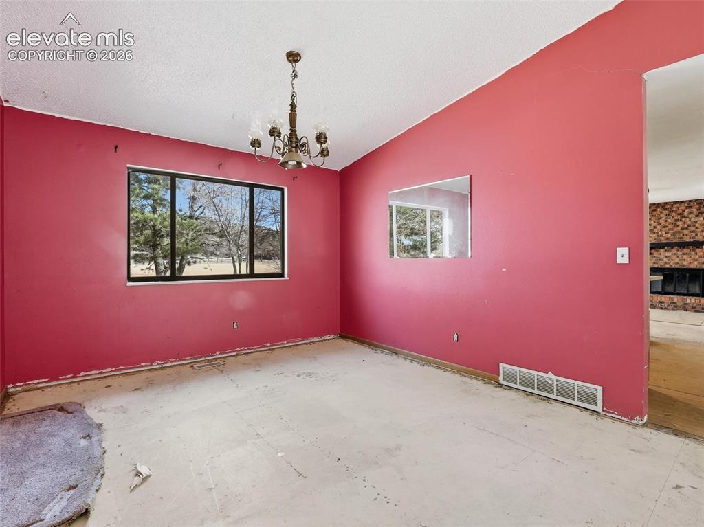 1186 Applewood Drive