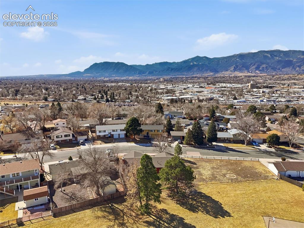 1186 Applewood Drive