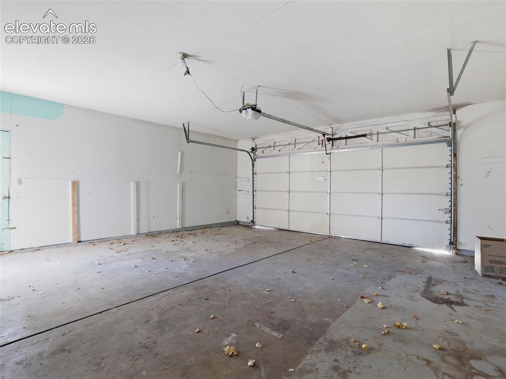 1186 Applewood Drive