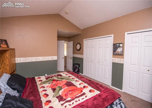 655 Legend Oak Drive