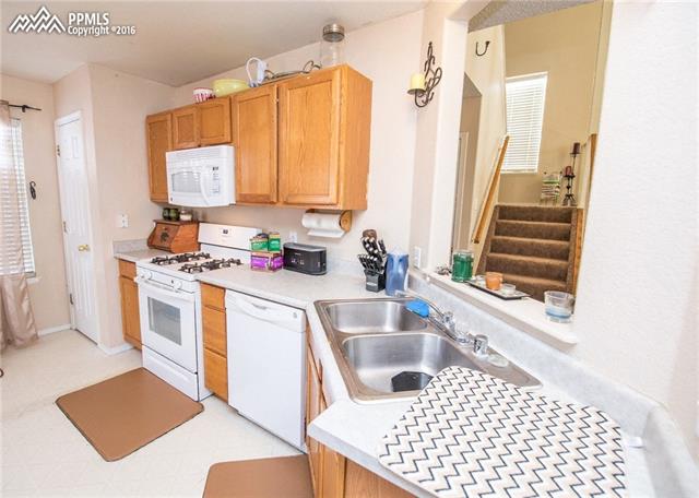 655 Legend Oak Drive