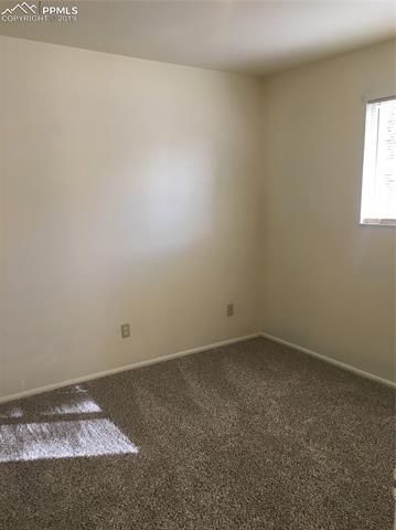 3538 E La Salle Street