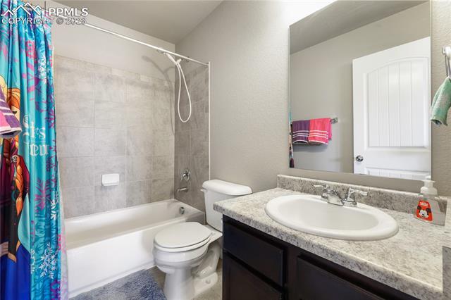 19504 Lindenmere Drive