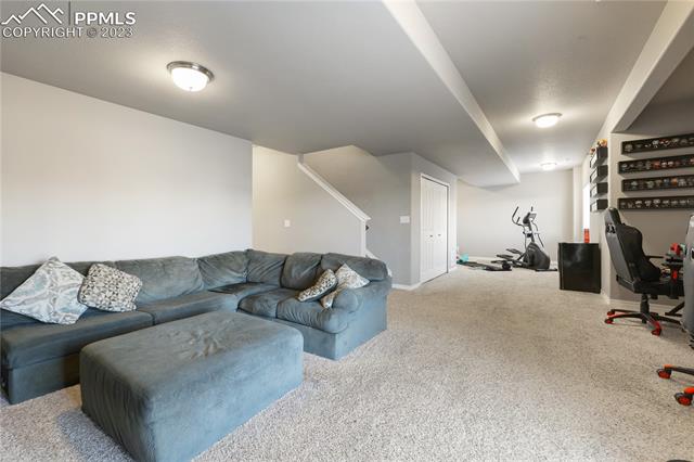 19504 Lindenmere Drive