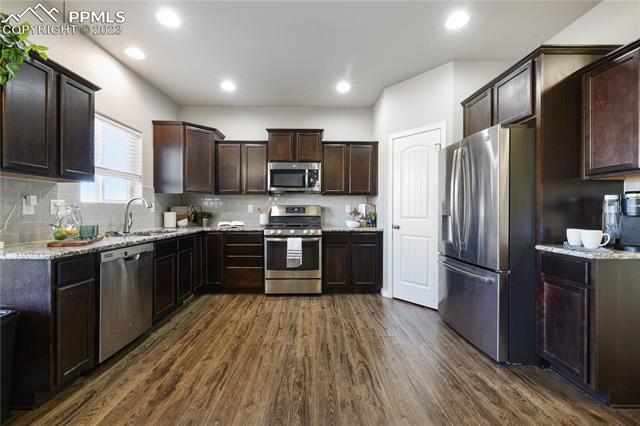 19504 Lindenmere Drive