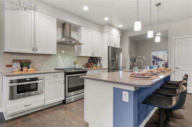 4554 Hanging Lake Circle