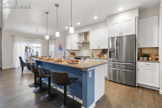 4554 Hanging Lake Circle