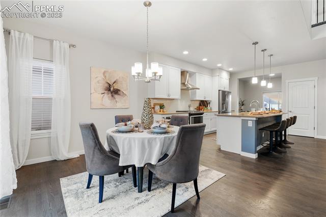 4554 Hanging Lake Circle