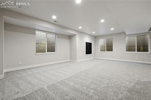 4554 Hanging Lake Circle