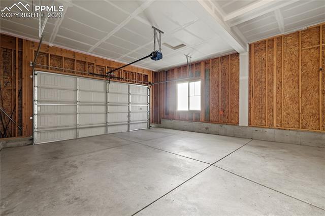 4554 Hanging Lake Circle