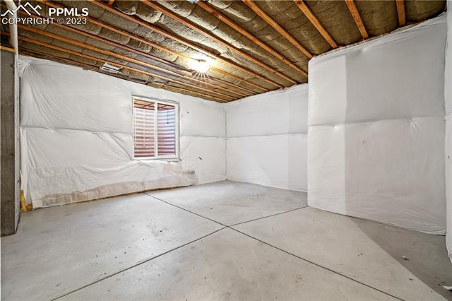 4554 Hanging Lake Circle