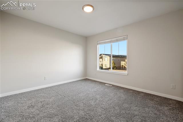 4554 Hanging Lake Circle