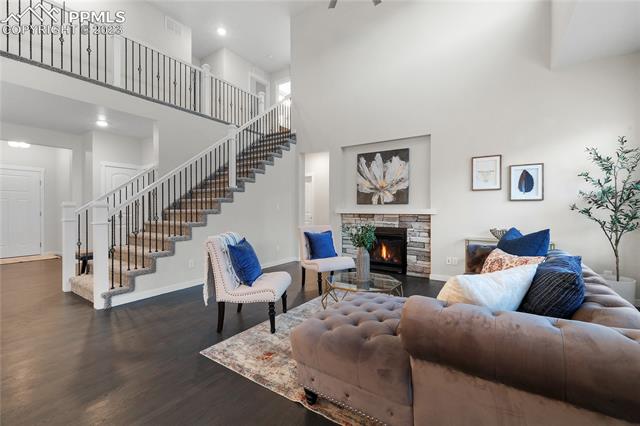 4554 Hanging Lake Circle