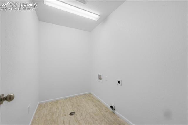 7965 Whistlestop Lane