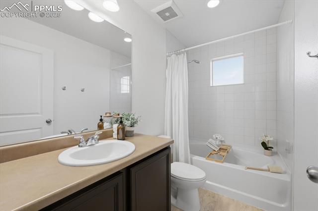 7965 Whistlestop Lane