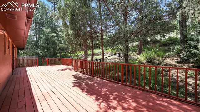 6180 Garlock Way