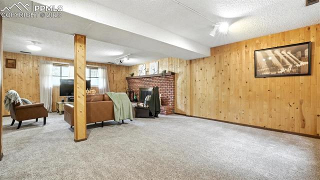 6180 Garlock Way