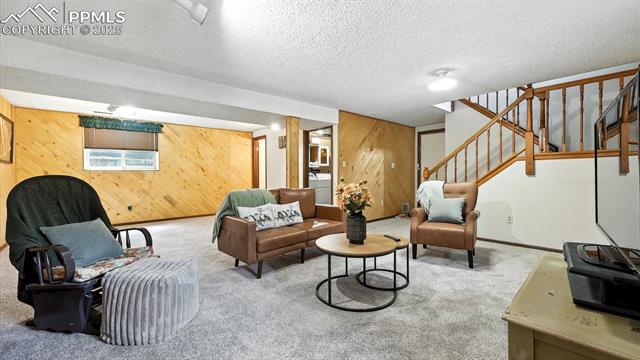 6180 Garlock Way