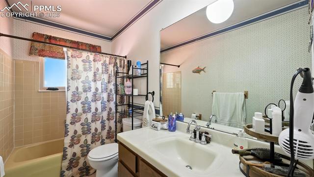 6180 Garlock Way