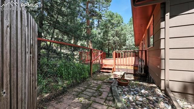 6180 Garlock Way