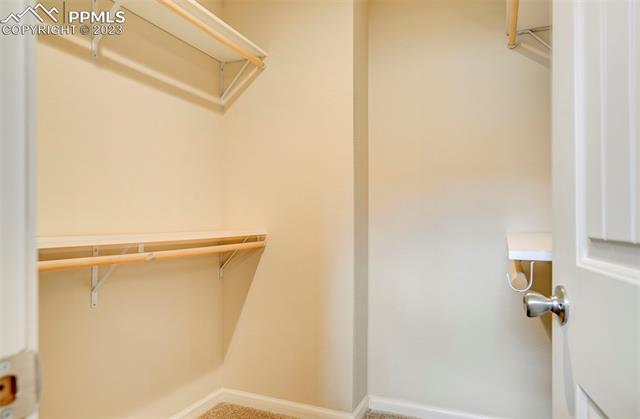 4228 Gray Fox Heights