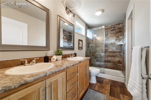 4228 Gray Fox Heights