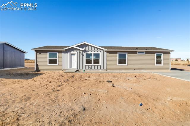 23620 Jayhawk Avenue