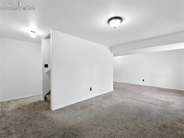 8318 Ivory Loop