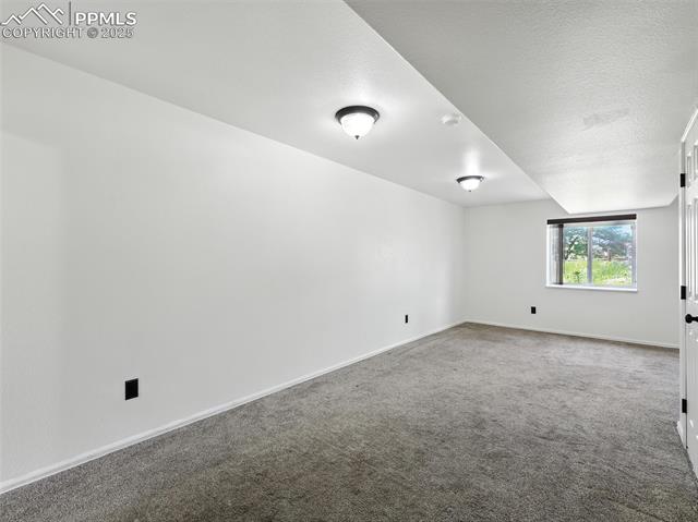 8318 Ivory Loop