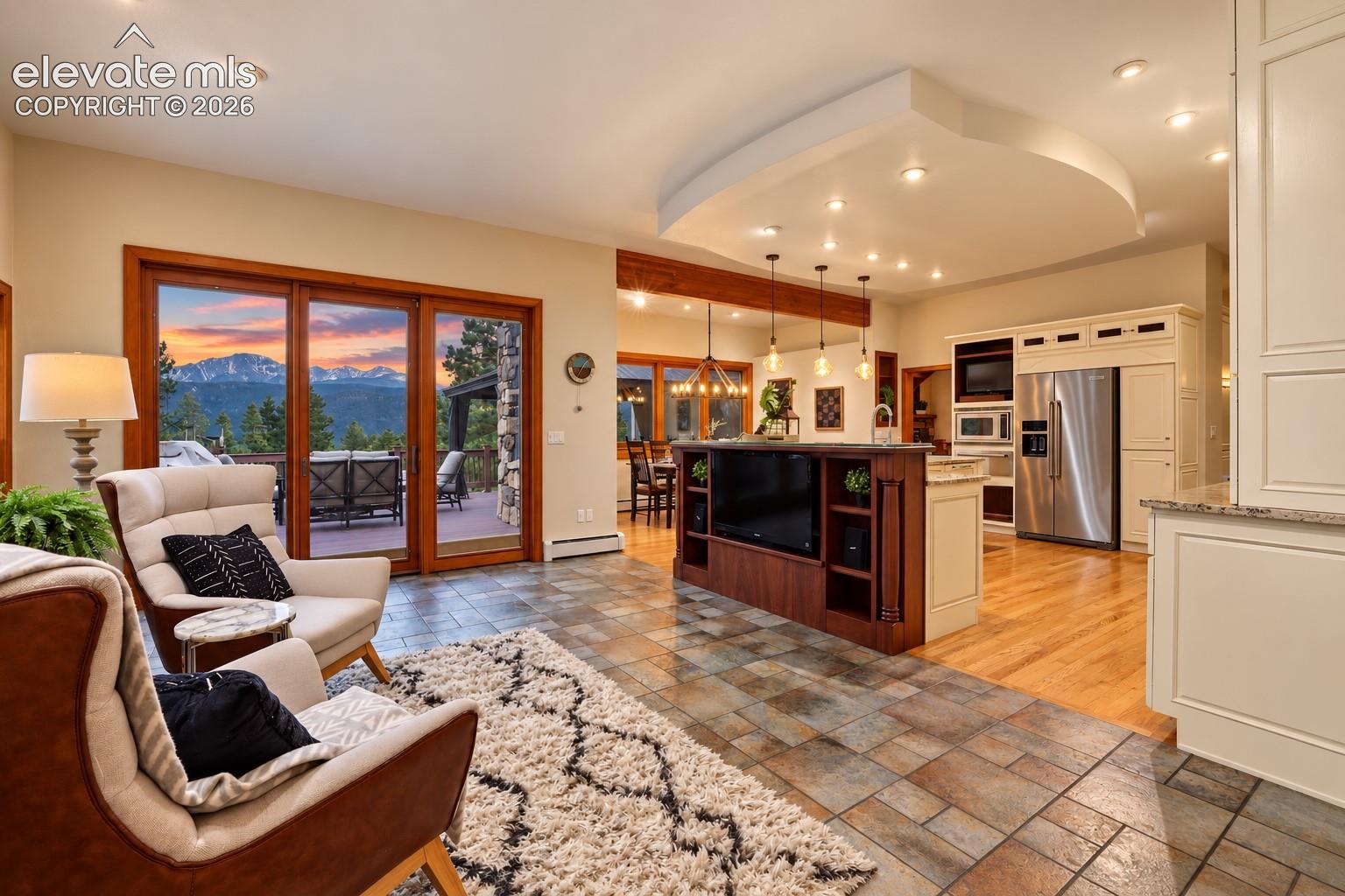 580 Sunny Glen Court