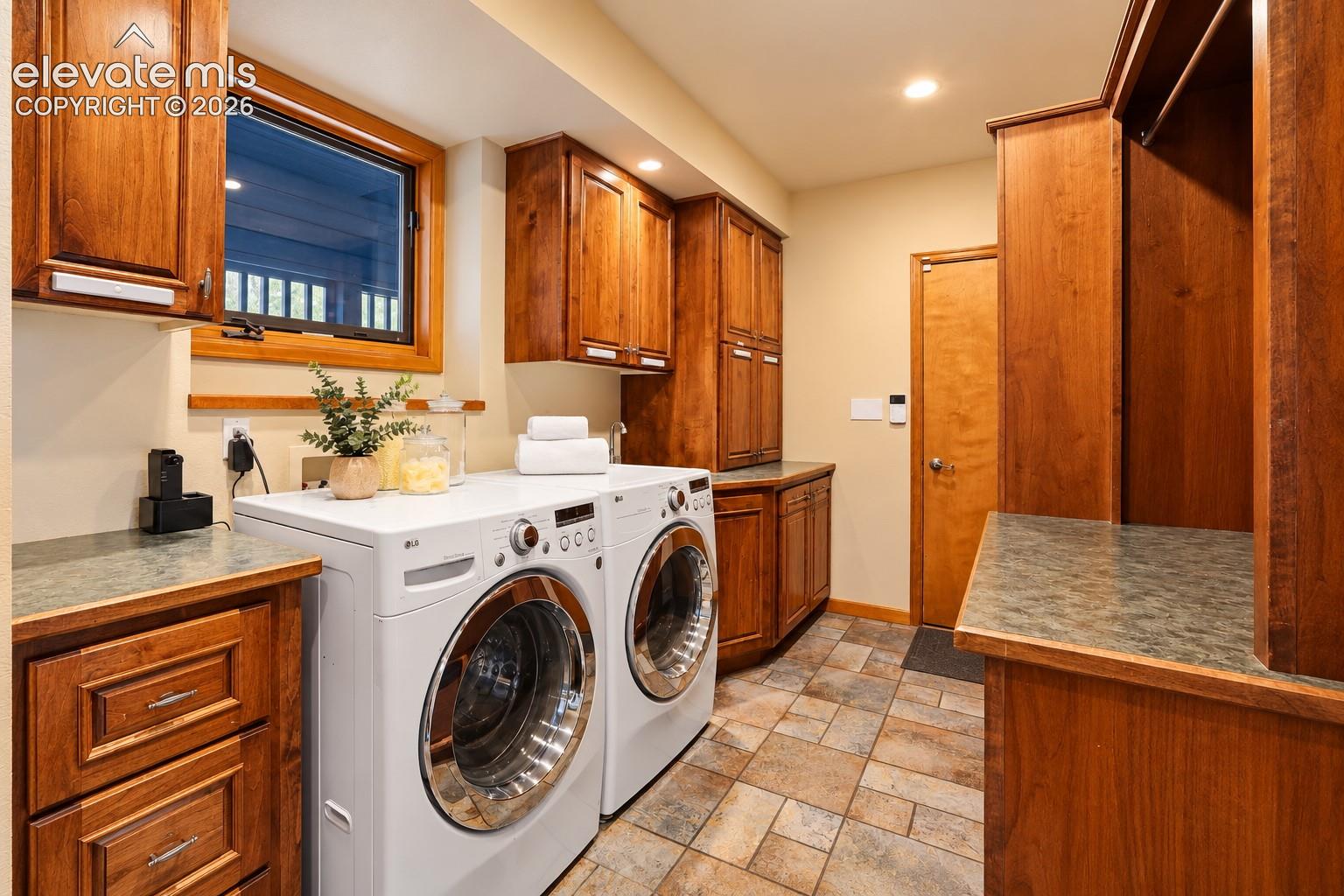 580 Sunny Glen Court